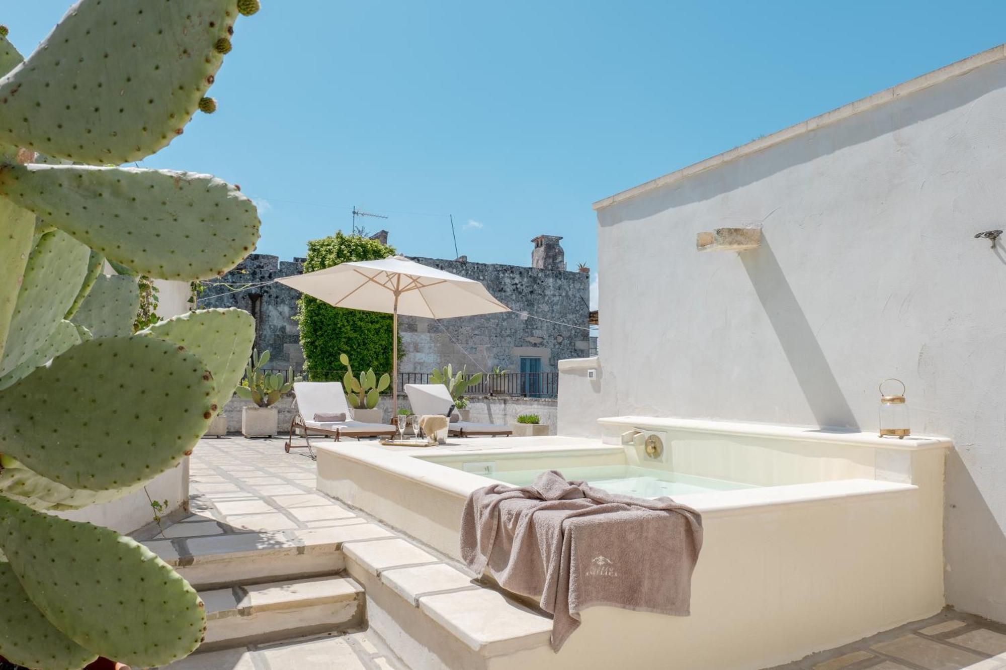 朱尔迪尼亚诺Palazzo Angelica - Luxury Retreat Otranto住宿加早餐旅馆 外观 照片